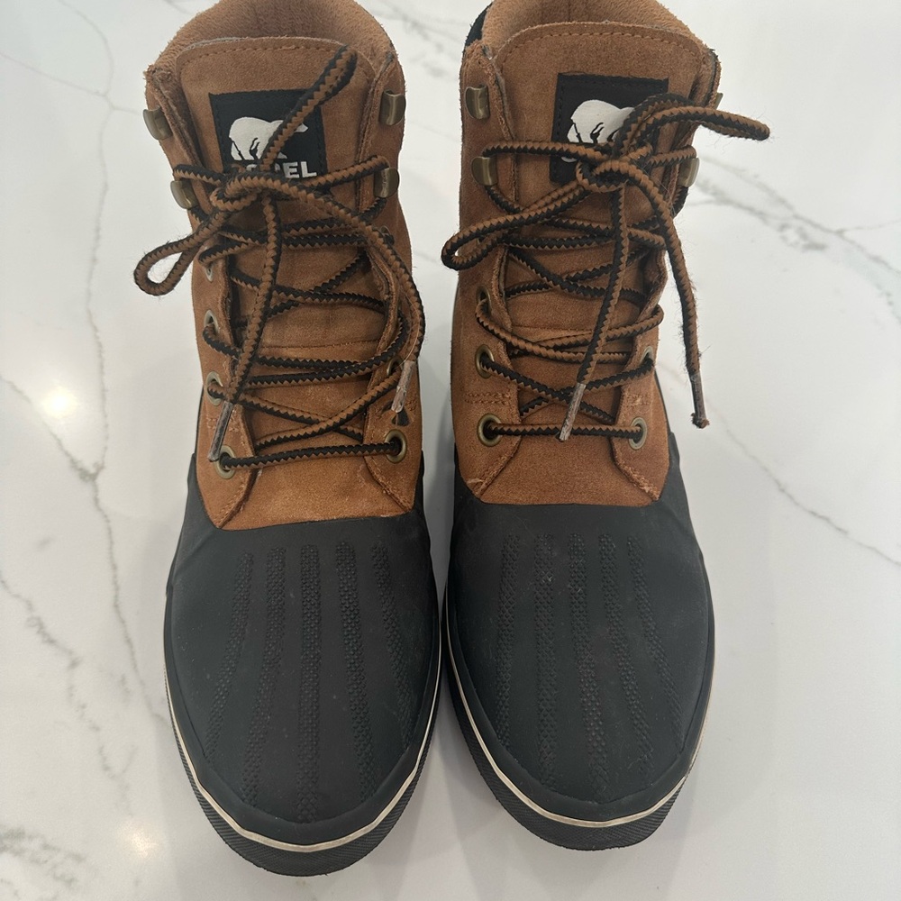 Sorel Men's Black and Tan Rain Boots